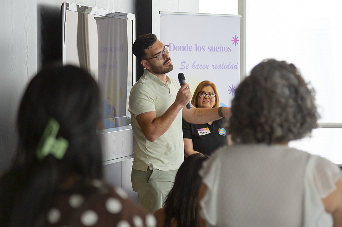 Pitch de negocio frente al lema Donde los sueños se hacen realidad